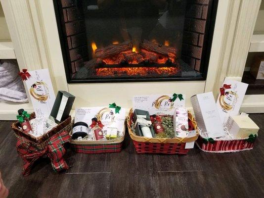 Holiday gift baskets for sale!