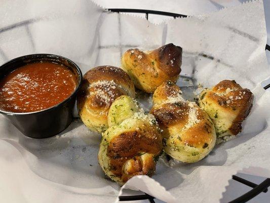 Garlic Knots