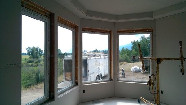 Trayed ceiling of breakfast area overlooking Bitteroot Valley