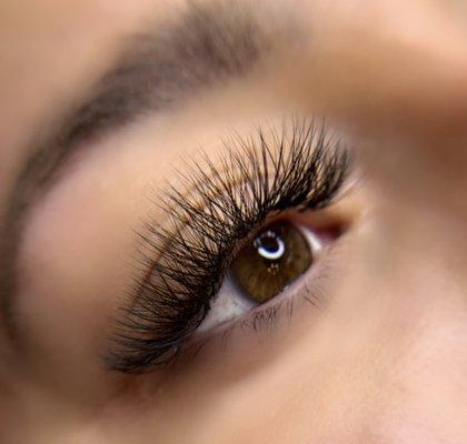 Light lashes