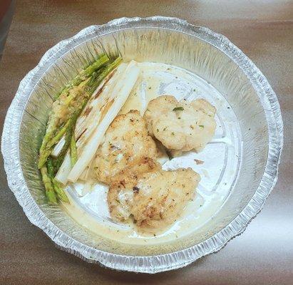 Scam!! Ordered through Seamless (Pan Seared Monkfish in Lime Butter Sauce). Cost USD $25.90 ($21.95 + $1.95 + $2.00). Never again!