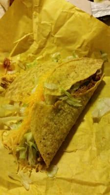 Pay extra for classic tacos and the shell comes in 3 pieces.  The other taco was luckier, it came broken in only 2 pieces.