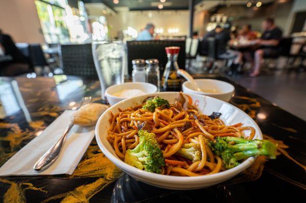 Beef & Chicken Chow Mein