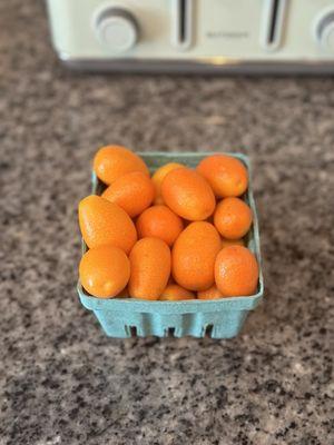 I LOVE kumquats!!! These are delicious just eat them whole pop those babies in your mouth!!