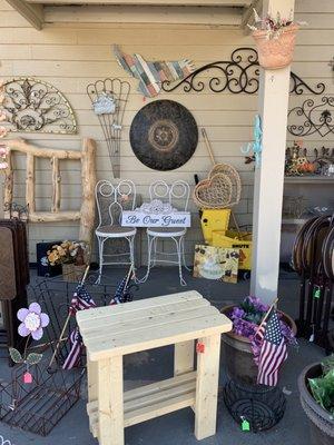 Wickenburg Antiques and Artisans