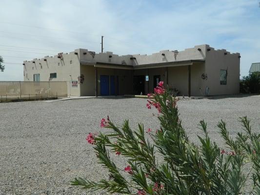 Clubhouse & Laundry