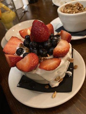 Fruit cup with yogurt and granola