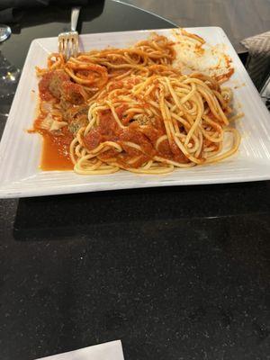 Spaghetti and meatballs