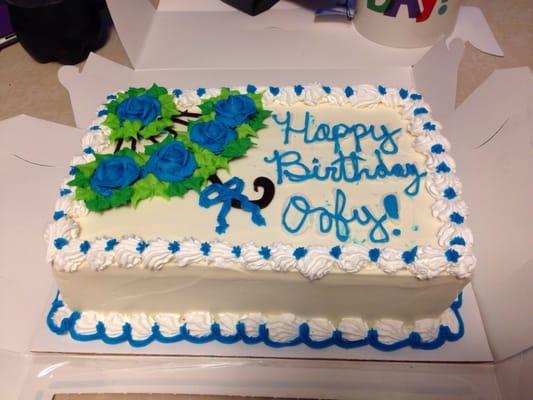 Beautiful customized ice cream cake, it was absolutely delicious! Thanks for making my dad's birthday great, Baskin Robbins.