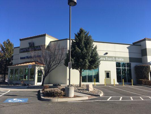 Sierra Foot & Ankle - Carson City Office Exterior