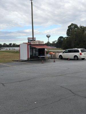 There's a Hardy Farms peanut stand in the parking lot. Life's good.