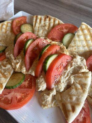 Pita & Hummus