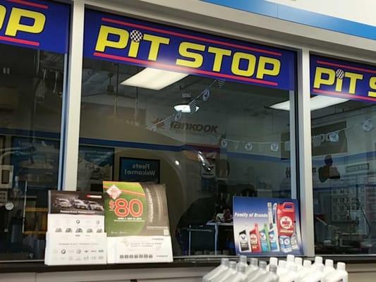 I like Pit stop cause of their quality customer service, clean environment makes waiting for your vehicle a great experience.