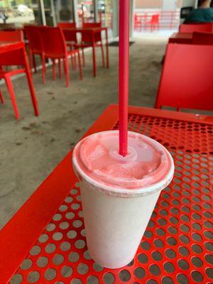 Small Strawberry Shake