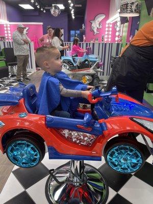 Spider man car chair!