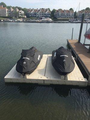 Two SLX 6' wide PWC ports side mounted to floating dock