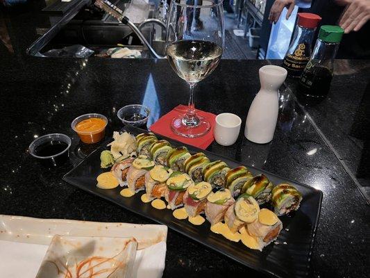 Omg, I cannot remember what got  But I told Mike my bartender that i love EEL & SPICy sushi'