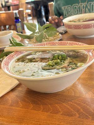 Brisket phô