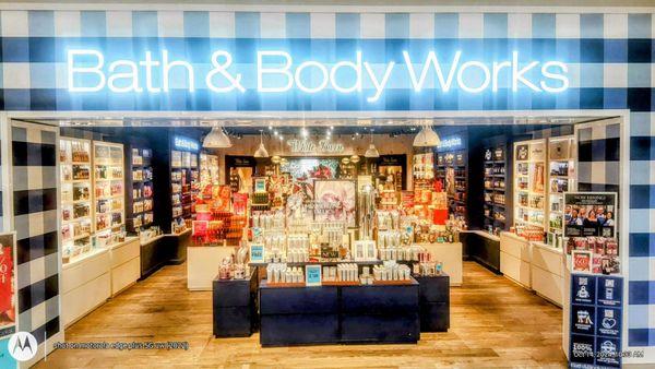 Bath & Body Works, Prince Kuhio Plaza Hilo.