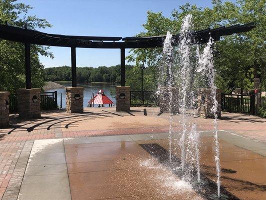 Elk River Commons Overlook ...