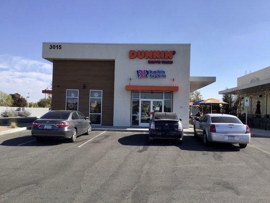 10/21/2020 Dunkin' Donuts shares room with 31 flavors. Actually only 24 flavors not 31