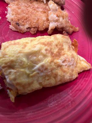 Cheese Omelet, tater tot hash. Yum.