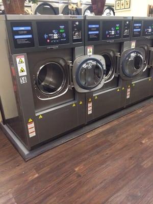 New efficient washers and dryers; clean wood flooring.