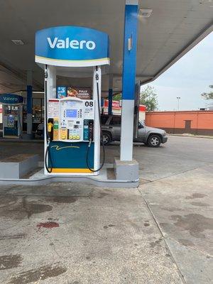 Valero is now Circle  K lol