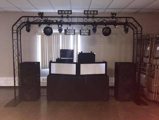 New professional truss lighting system.