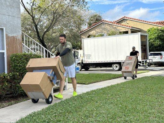 Full House Moving & Storage company