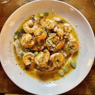 Shrimp n' Grits