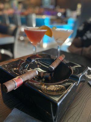 Smoky's Cigar Bar & Bistro