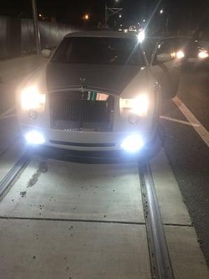 Nice rolls Royce limo