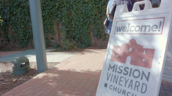 Mission Vineyard Church