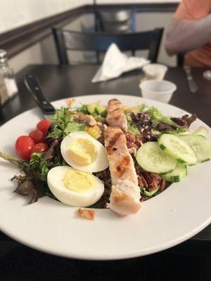 Cobb salad with chicken