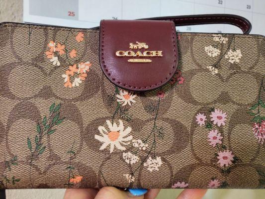 I bought the cute Coach wallet for my special Mommy