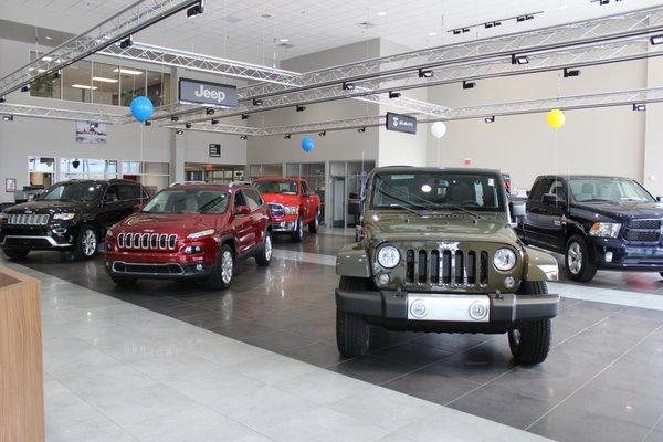 Davis-Moore Chrysler Dodge Jeep Ram FIAT