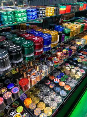 Large selection of Grinders