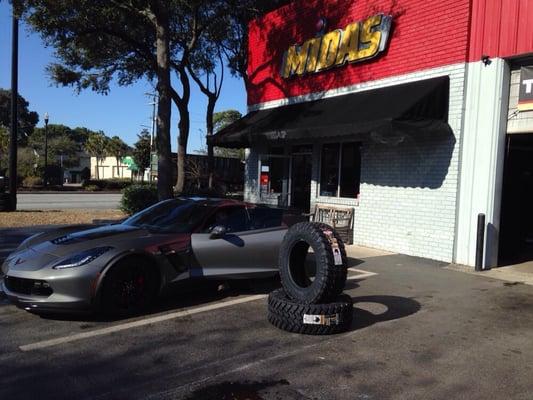 Z06 Corvette and 37" tires.