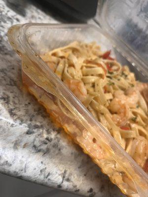 DISGUSTING. STRAIGHT OIL! Not the old number sauce it used to be !!! Cajun Shrimp & Chicken Pasta