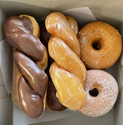 Half dozen donuts