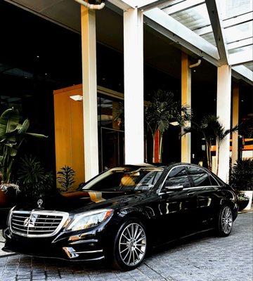 Mansion's Luxury Car Service-New Orleans Limo Service I Airport Transportation & Black Car Service