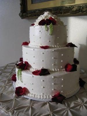 my wedding cake by schwartz bakery