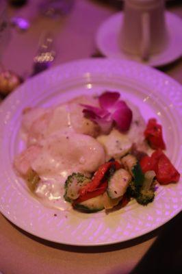 Drunken hickory chicken with veggies and mashed potatoes.