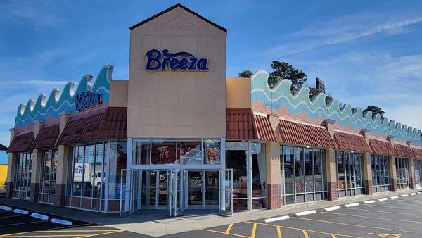 Breeza Exterior Photo 1