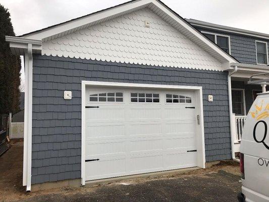 Yesterday's door install 
CHI 5983 #garagedoor #garage #garagedooropener #chiohd