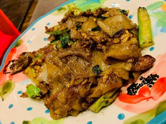 Pad see ew beef