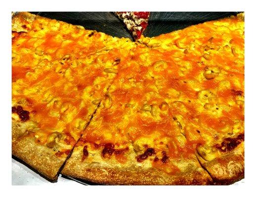 Mac n Cheese Pizza !! @ .Big G's Pizza.Assorted Pizza Slices Ready to Go!..Take Out&Delivery! My Favorite Unconventional Pizza Place!Cool!