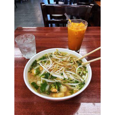 Still love this place, P16. Ph Tm Pho w/ Shrimp | #intenselypassionatephotography