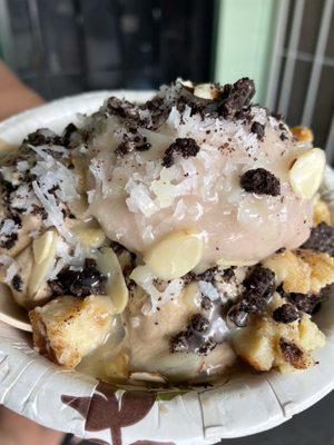 Mud Pie bomb with bread pudding